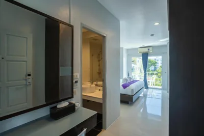 King-Zimmer mit Balkon — The Great @Patong Hotel